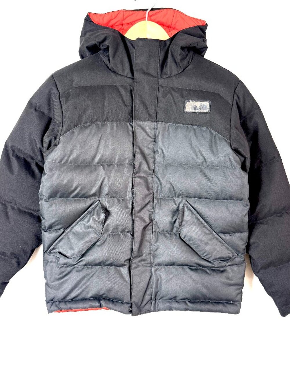 The North Face 550 Hoodie Down Puffer Full Zip Jacket Boys M 10/12 Black Outdoor